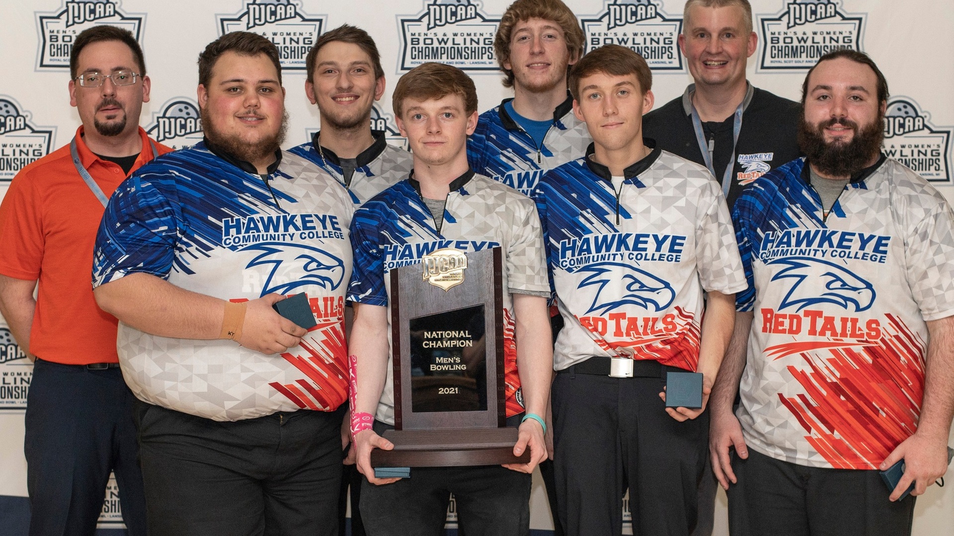Hawkeye wins first Men's Bowling Championship
