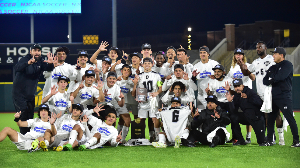 Dallas-Richland wins sixth straight DIII Men's Soccer Championship
