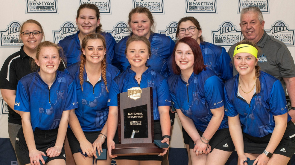 Iowa Central wins second straight Women's Bowling Championship