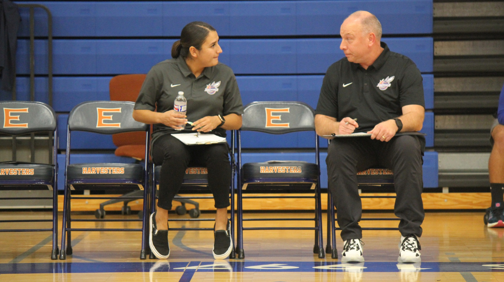 Dallas-Eastfield Head Coach named Division III Volleyball Coach of the Year