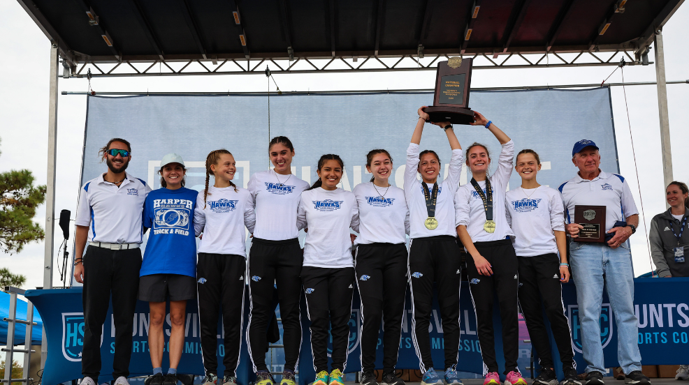 Complete the sweep! Harper wins second straight 2023 DIII Women's XC Title